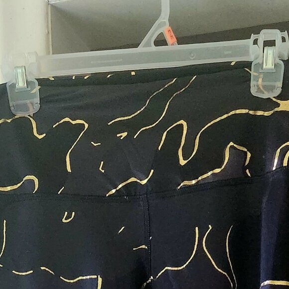 J13   Gorgeous rare Gold, black n gray leggings Italian fabric 16% spandex - Picture 5 of 8